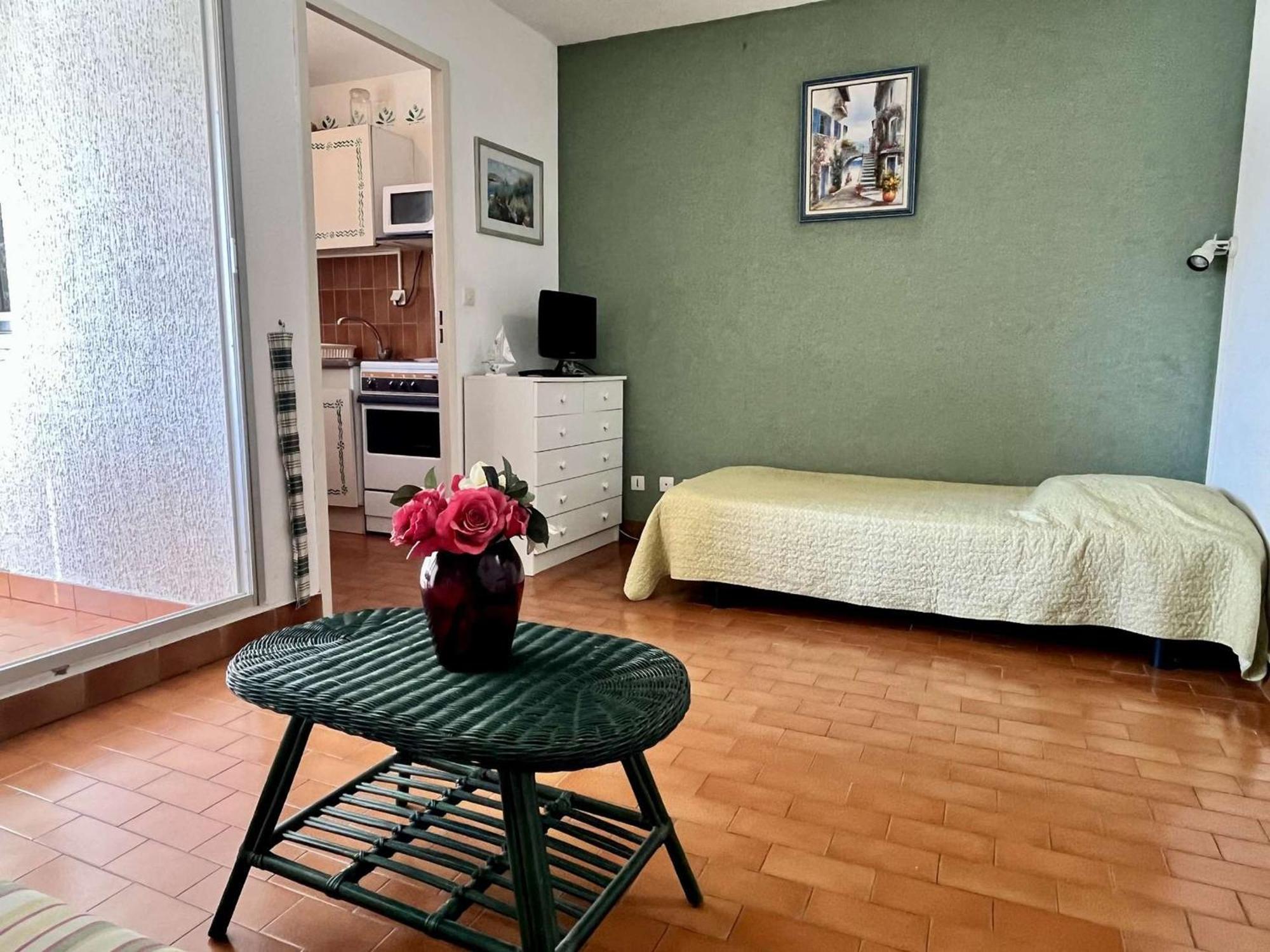 Studio A Argeles-Sur-Mer, 400M De La Plage Et Proche Commerces, Loggia, Animaux Bienvenus, Menage Inclus - Fr-1-225-548 ภายนอก รูปภาพ