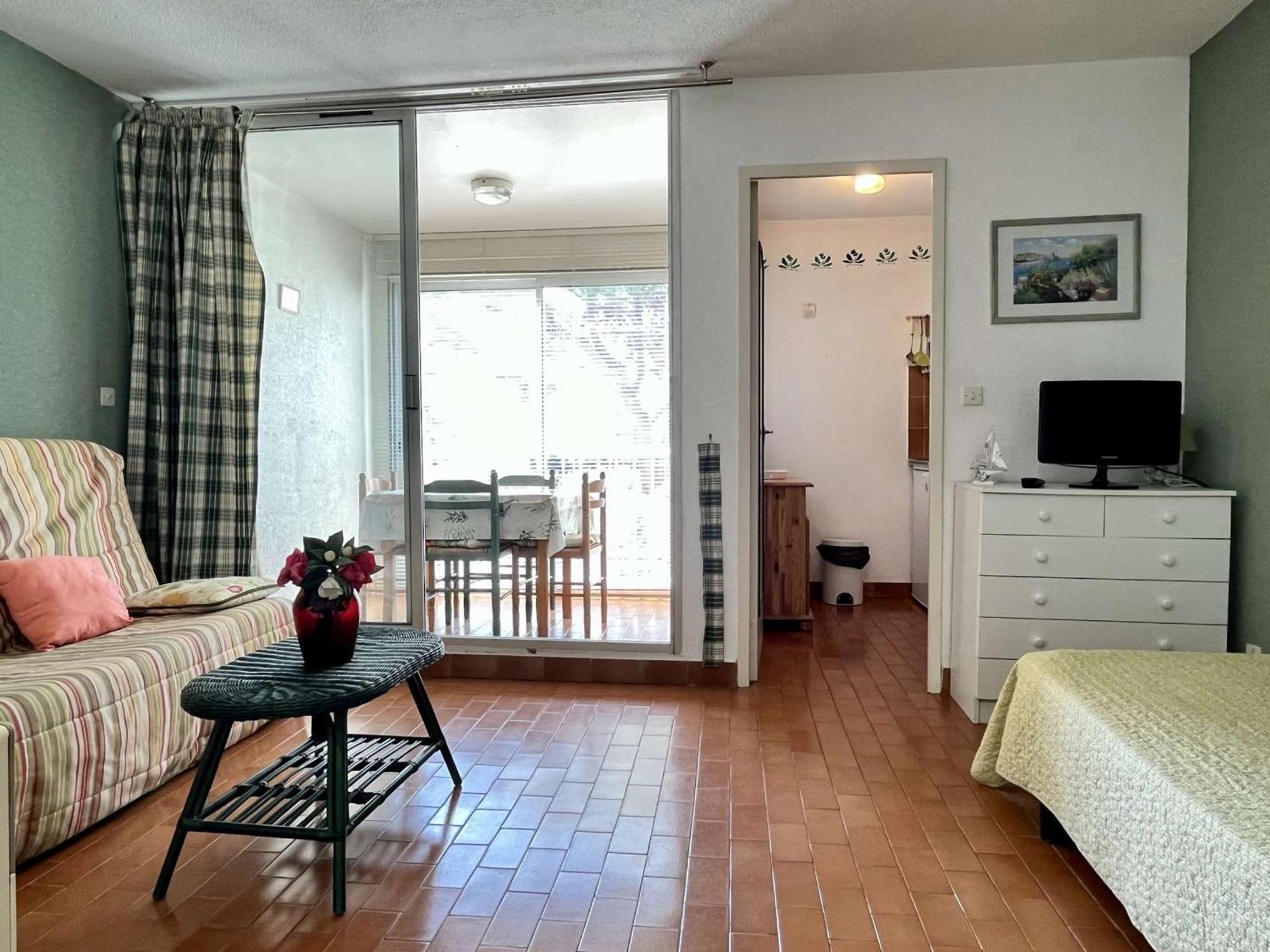Studio A Argeles-Sur-Mer, 400M De La Plage Et Proche Commerces, Loggia, Animaux Bienvenus, Menage Inclus - Fr-1-225-548 ภายนอก รูปภาพ